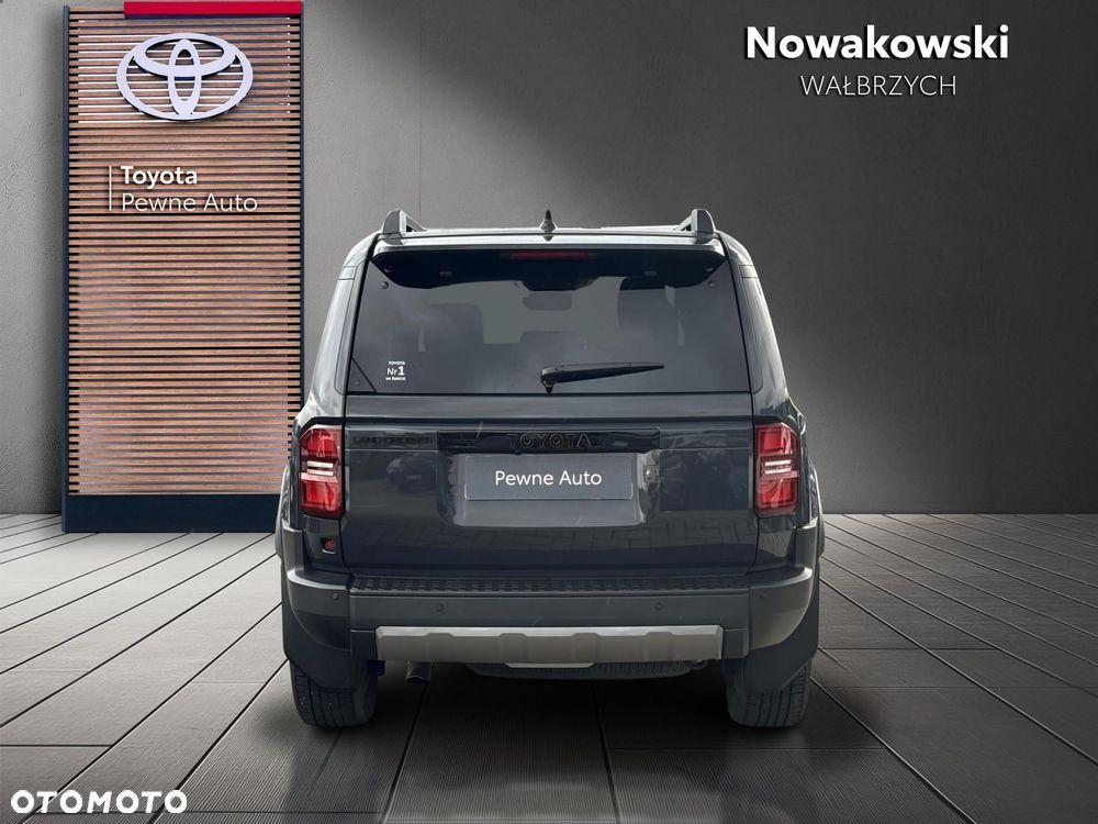 Toyota Land Cruiser LC 2.8 D-4D Executive - 8