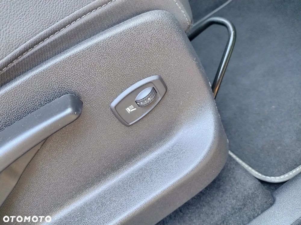 Renault Scenic 1.4 16V TCE Bose Edition - 20