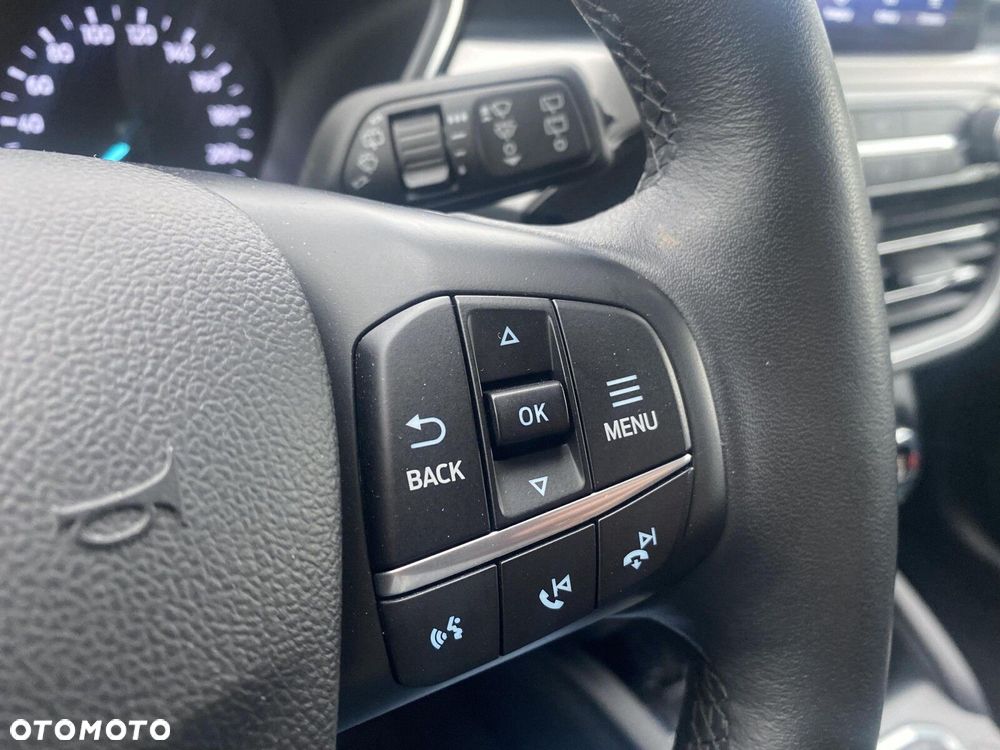 Ford Kuga - 20