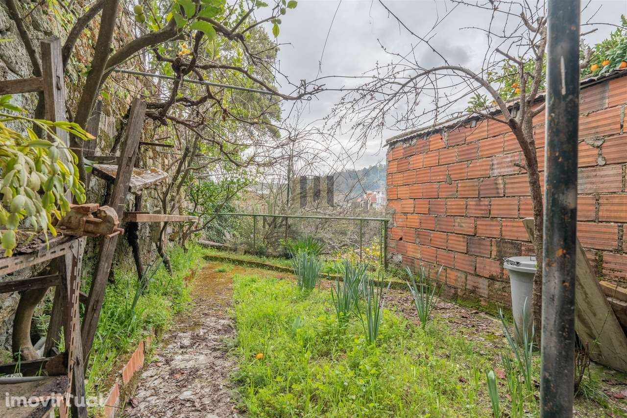 Prédio Centro Lamego | Zona Histórica | Garagem Fechada - Grande imagem: 4/25