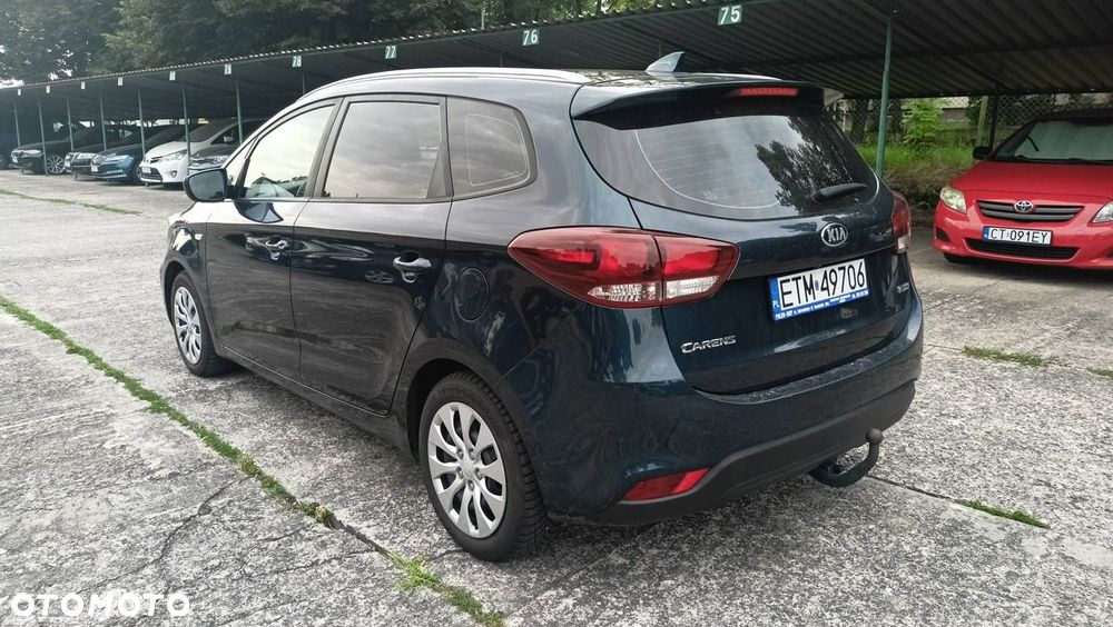 Kia Carens 1.7 CRDi L 7os - 17