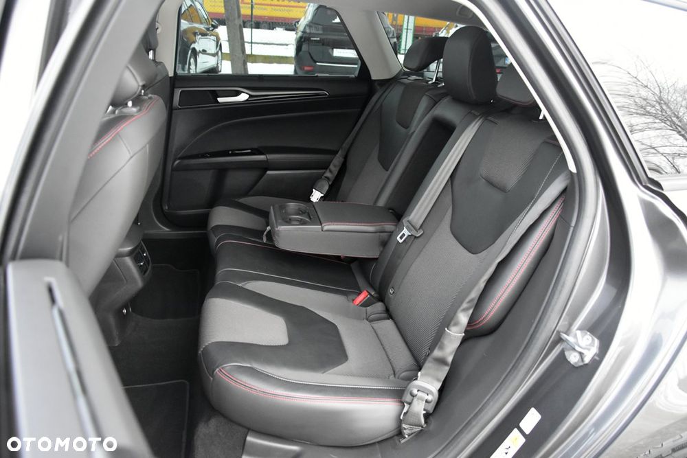 Ford Mondeo 2.0 TDCi ST-Line X PowerShift - 19