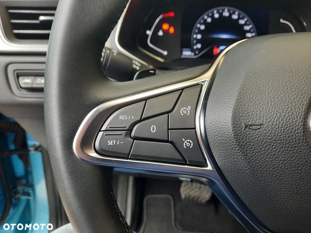 Renault Captur - 22