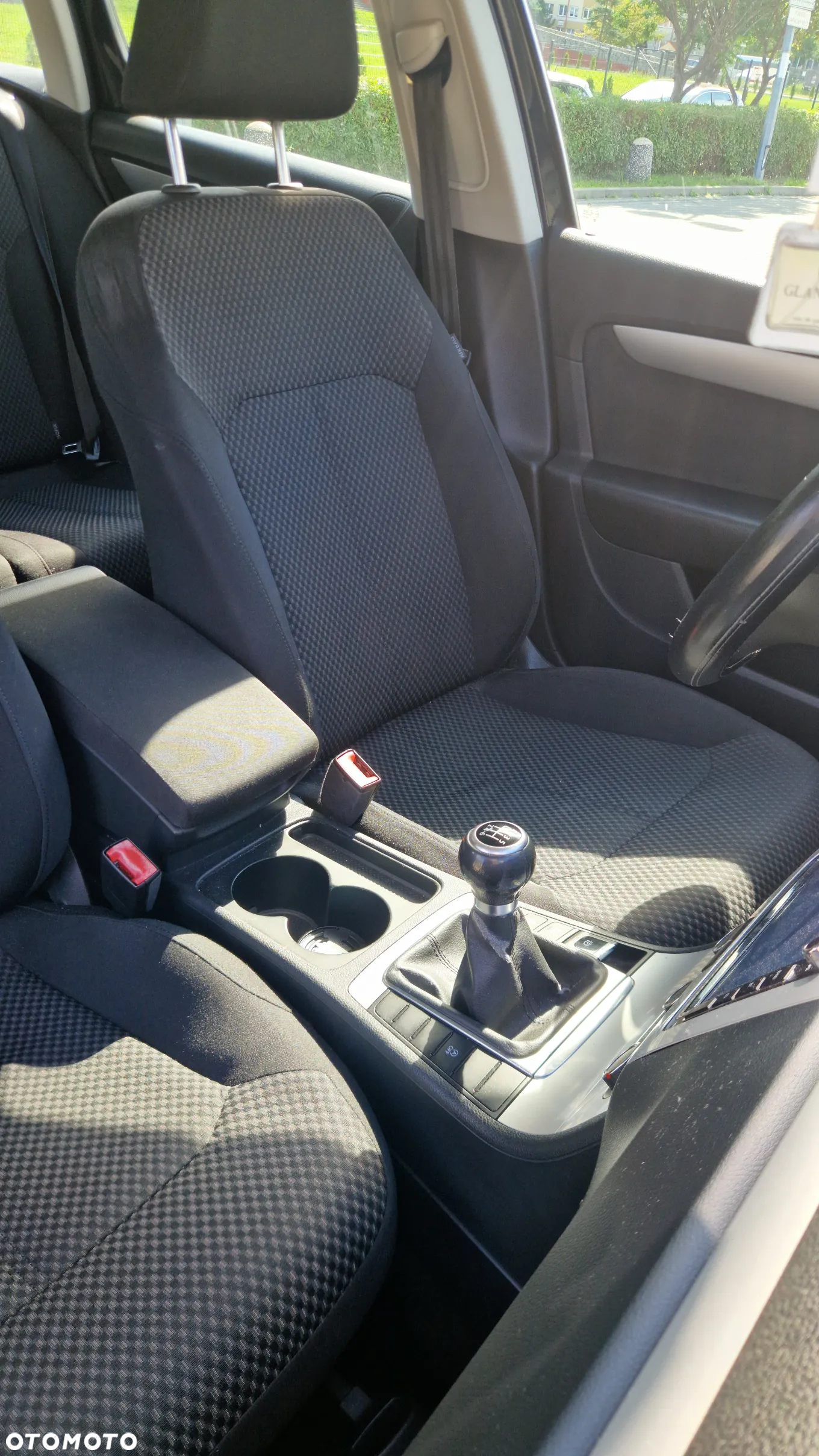 Volkswagen Passat - 20