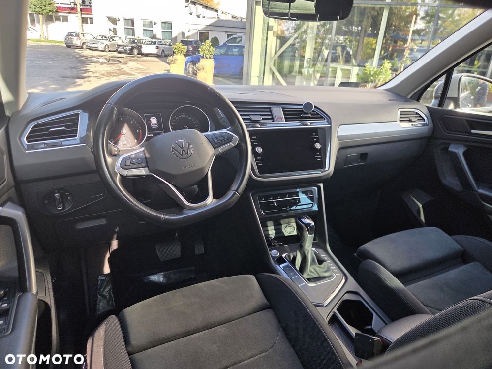 Volkswagen Tiguan - 28