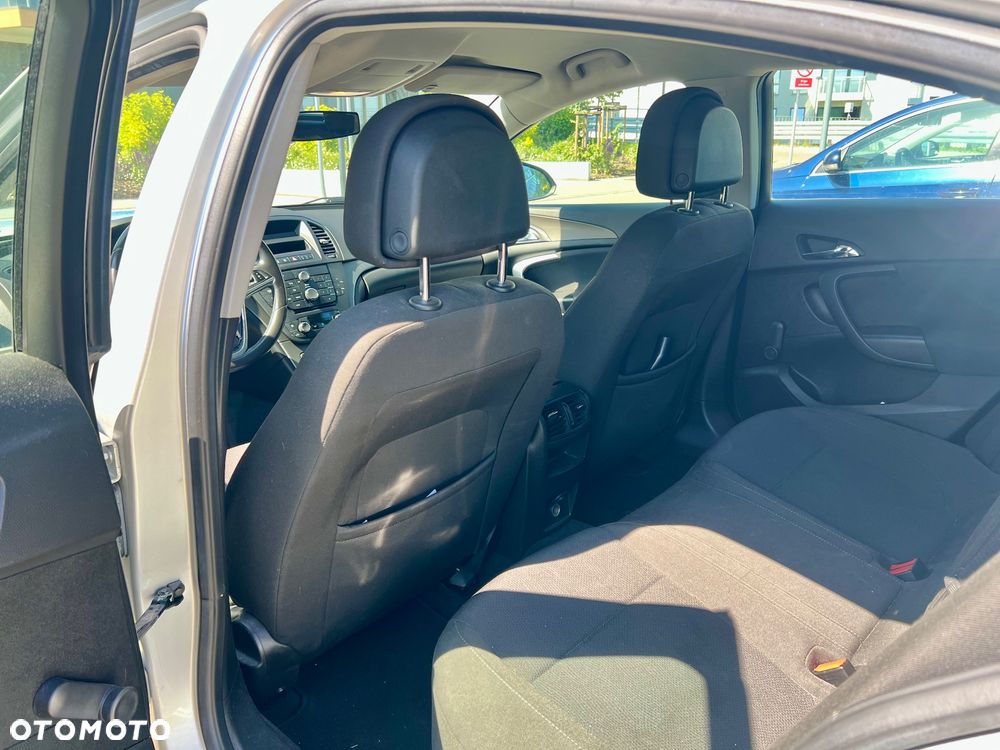 Opel Insignia 1.8 - 15