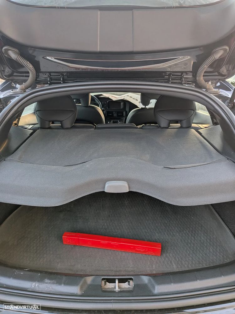 Volvo V40 2.0 D3 Kinetic Geartronic - 8