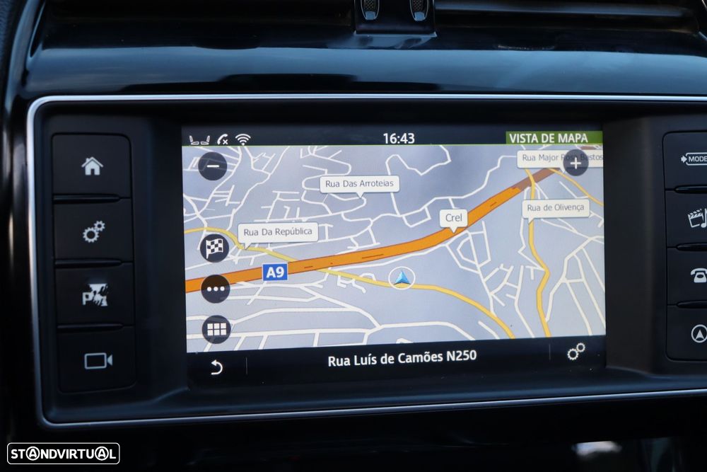 Jaguar XE 2.0 D Prestige Aut. - 17