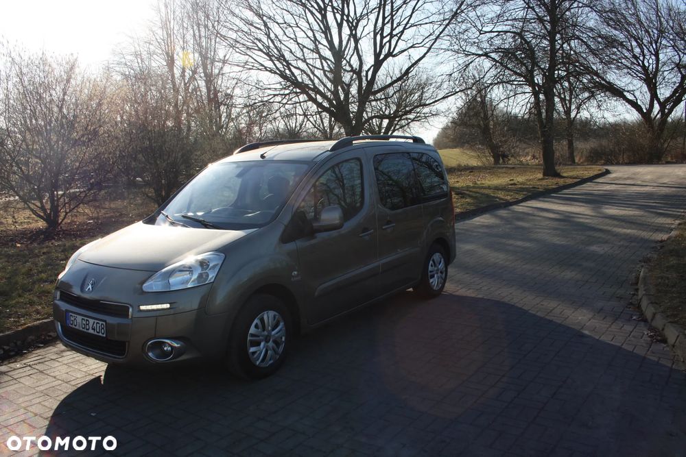Peugeot Partner HDi FAP 115 Family - 10