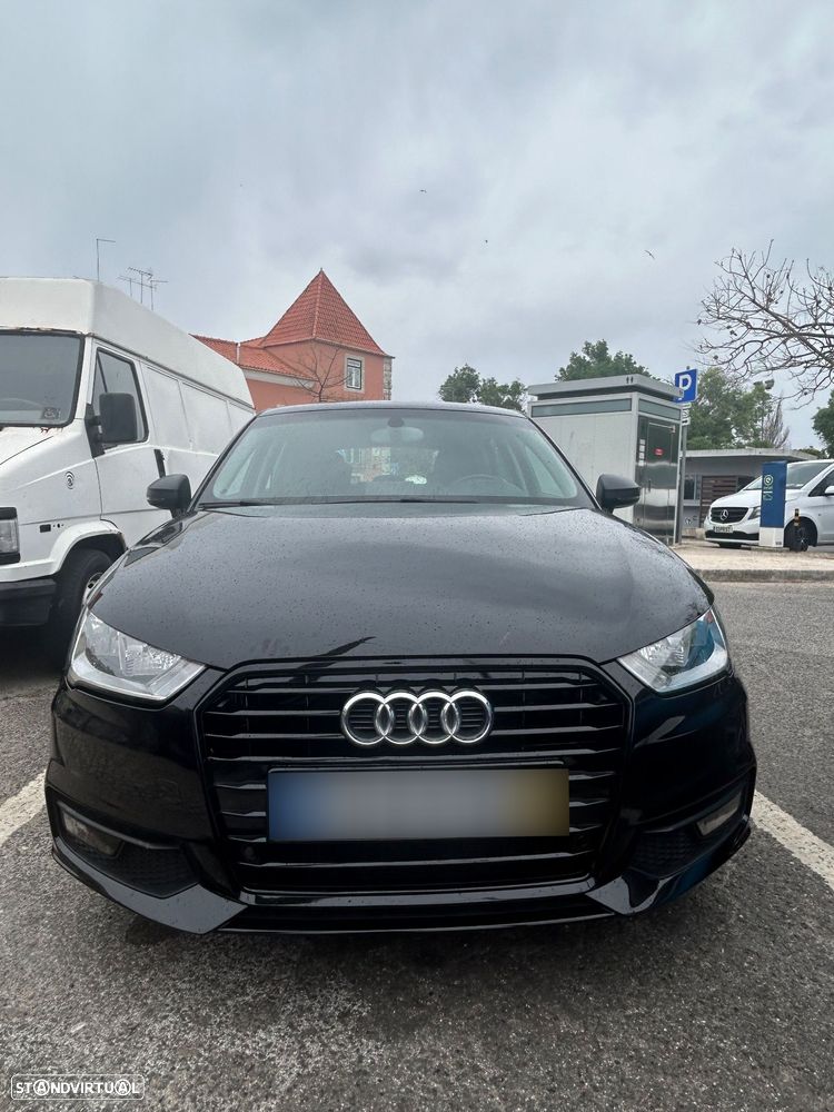 Audi A1 Sportback 1.4 TDI Design - 12