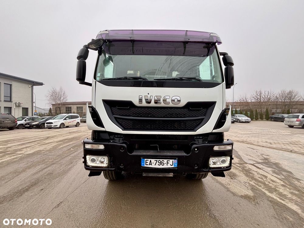 Iveco Ad410t - 5