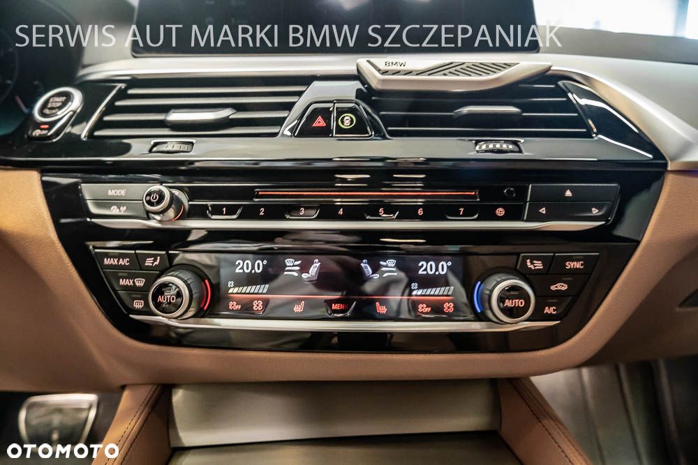 BMW Seria 5 530d xDrive M Sport sport - 15