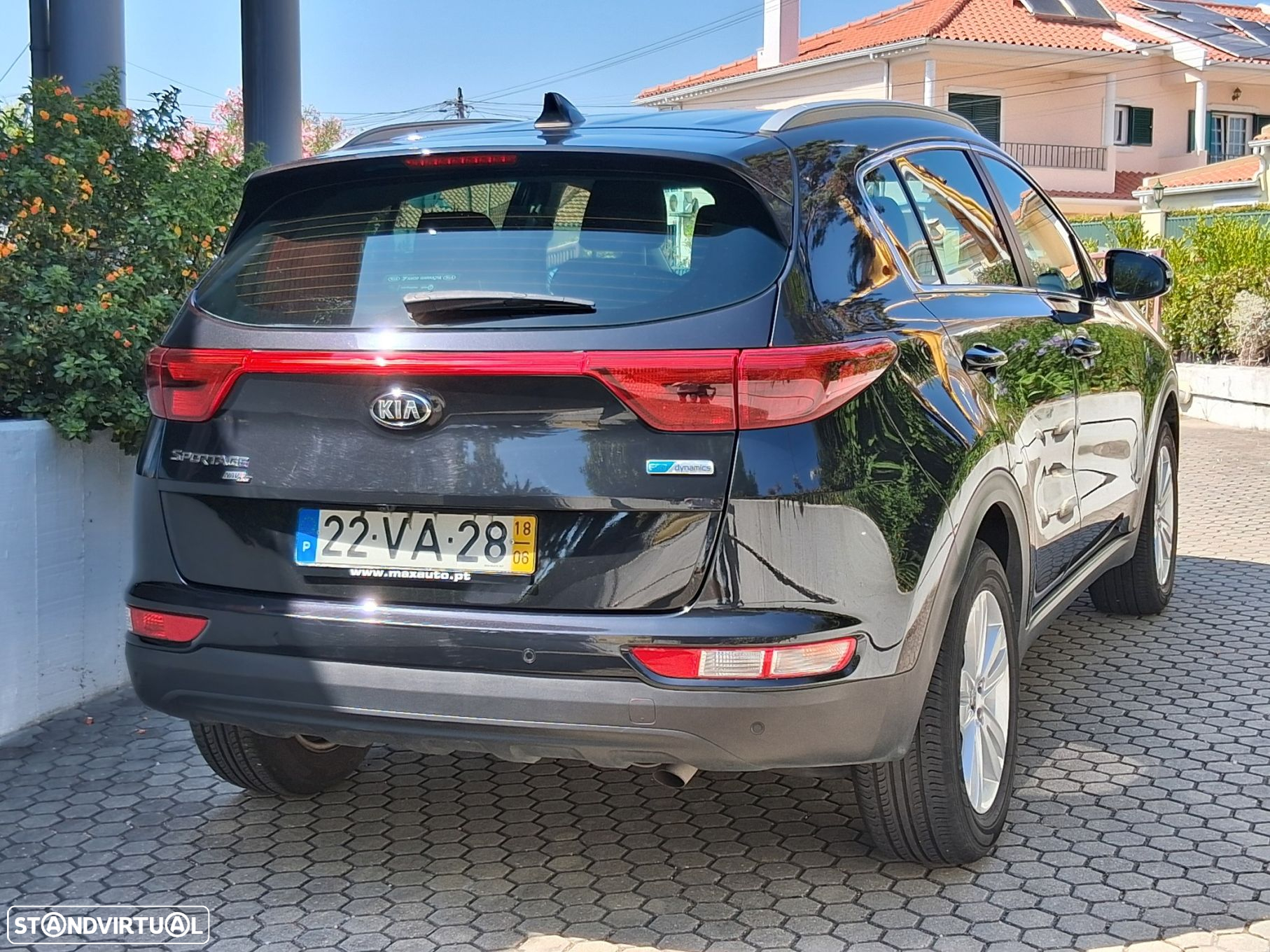 Kia Sportage 1.7 CRDI ISG Nav Line - 16