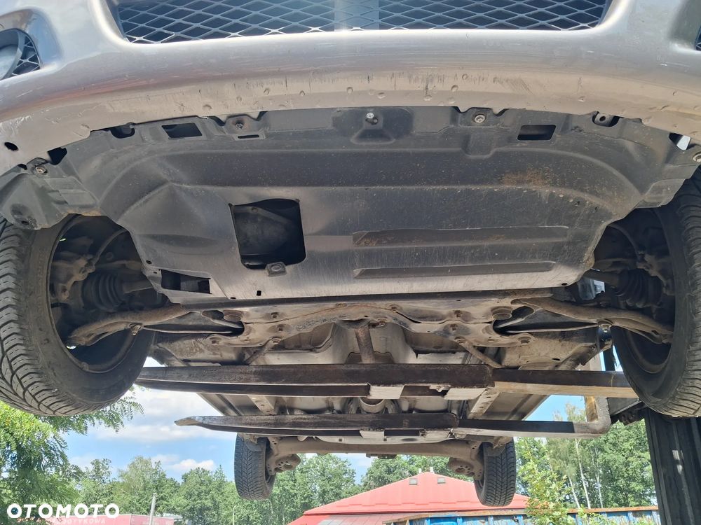 Toyota Yaris I 1 Lift silnik 1.4 Diesel D4D 90KM 1ND skrzynia biegów C153 drzwi maska zderzak błotnik lusterko 1DZ Grey Metallic Mercury lampa alternator rozrusznik czujnik regulator panel sterownik moduł mechanizm przewód wąż pompa maglownica zwrotnica wahacz mcperson amortyzator belka sanki tłumik wydech listwa osłona kokpit podsufitka podszybie boczek fotel fotele lewarek wybierak linka zbiorniczek kolektor stacyjka kierownica klamka zamek zacisk hamulcowy czujnik doładowania przepustnica przepływomierz półoś blenda klamka światło lampa hak holowniczy odpinany sprężarka filtr włącznik przełącznik manetki przewód rura felgi felga koło wiązka elektryczna NA CZĘŚCI WSZYSTKIE CZĘŚCI - 14