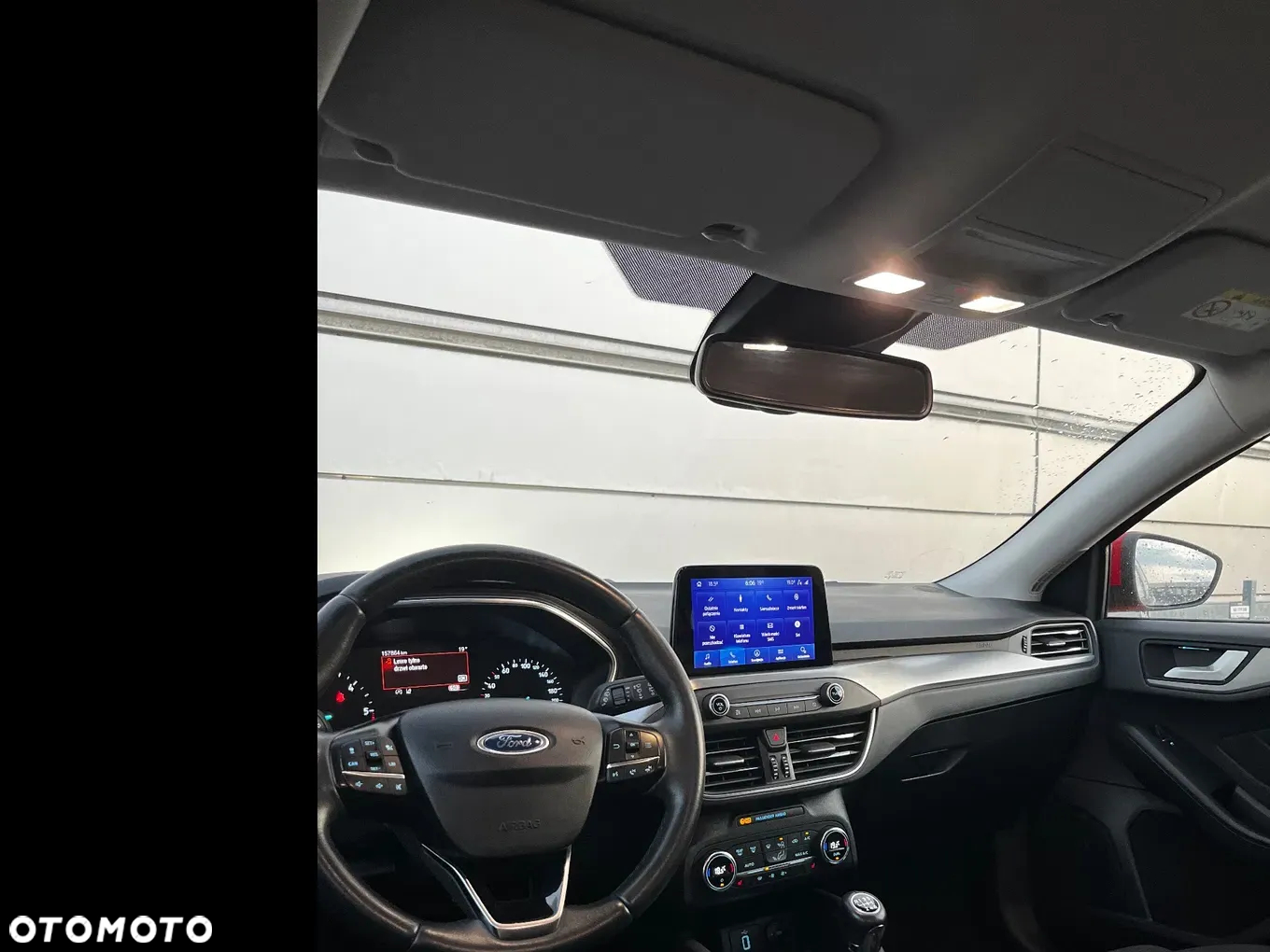 Ford Focus 1.5 EcoBlue Start-Stopp-System TITANIUM - 14