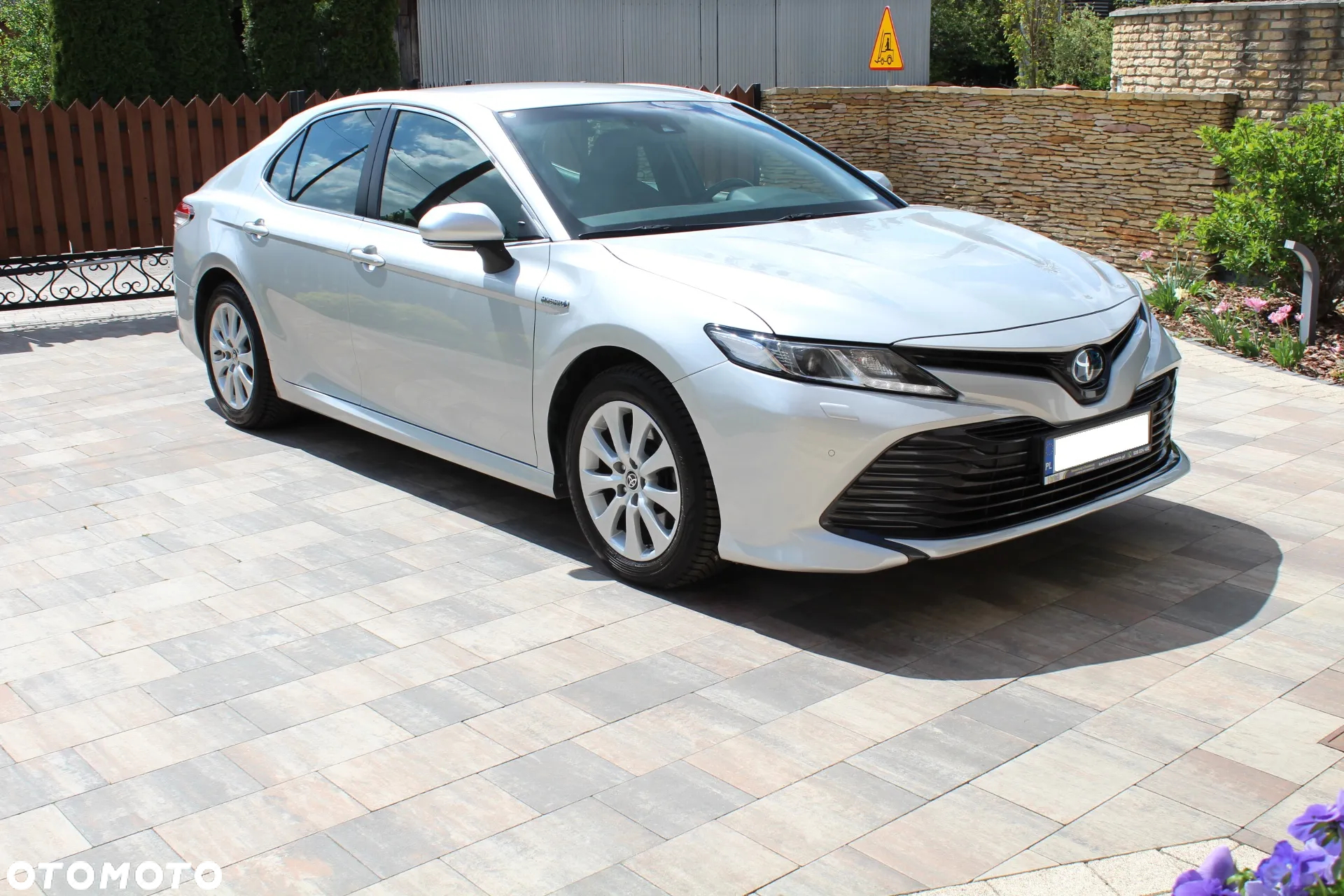 Toyota Camry 2.5 Hybrid Comfort CVT - 5