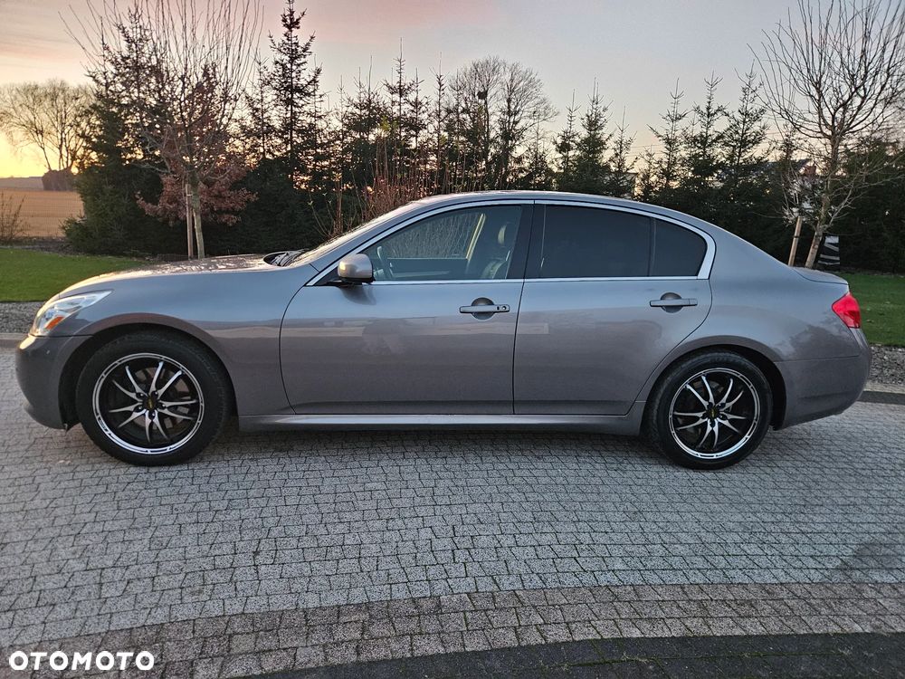 Infiniti G 3.5 xAWD - 8
