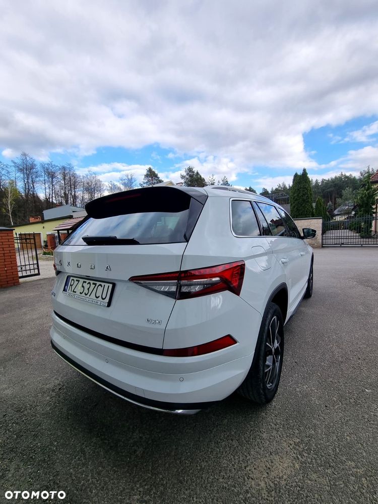 Skoda Kodiaq 2.0 TDI 4x4 L&K DSG - 5