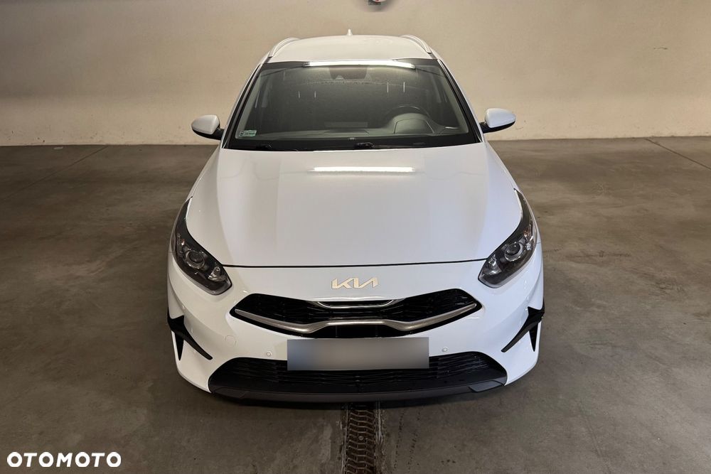Kia Ceed 1.5 T-GDI M - 12