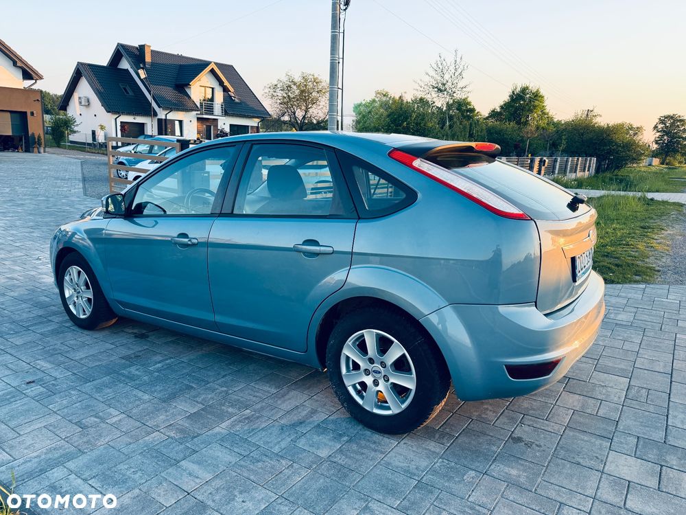 Ford Focus 1.6 16V Sport - 6