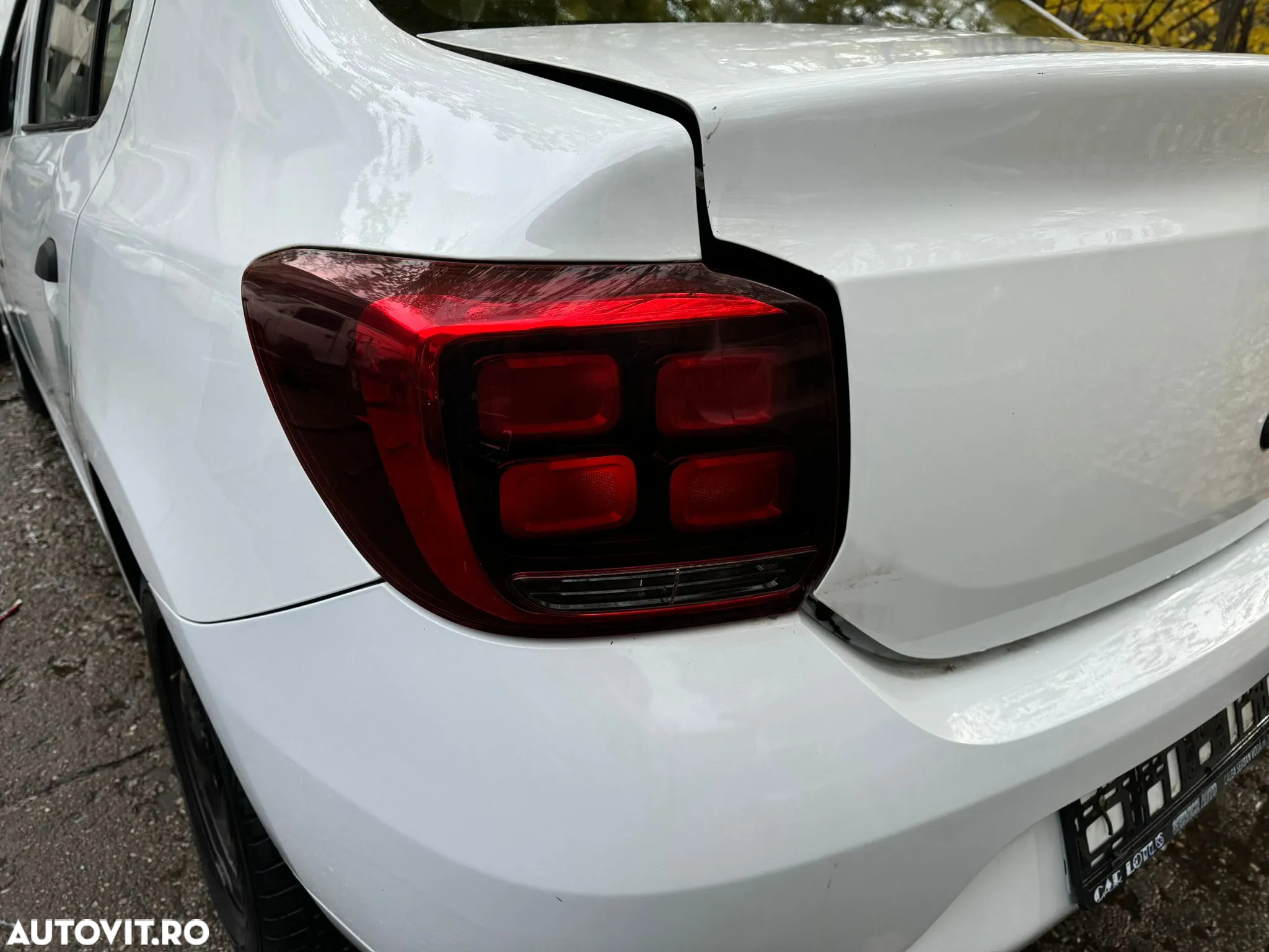 Stop stanga Dacia Logan Facelift - 3