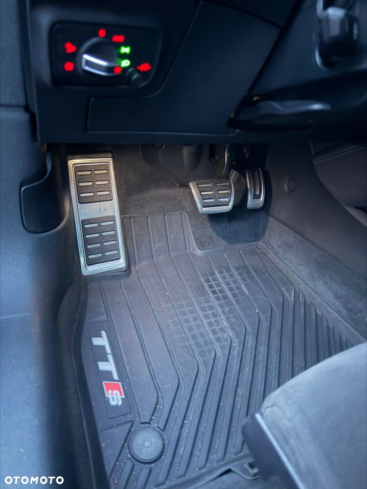 Audi TT S Roadster - 5