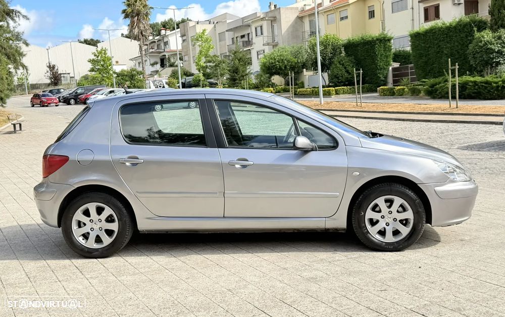 Peugeot 307 1.4 HDi Premium - 4