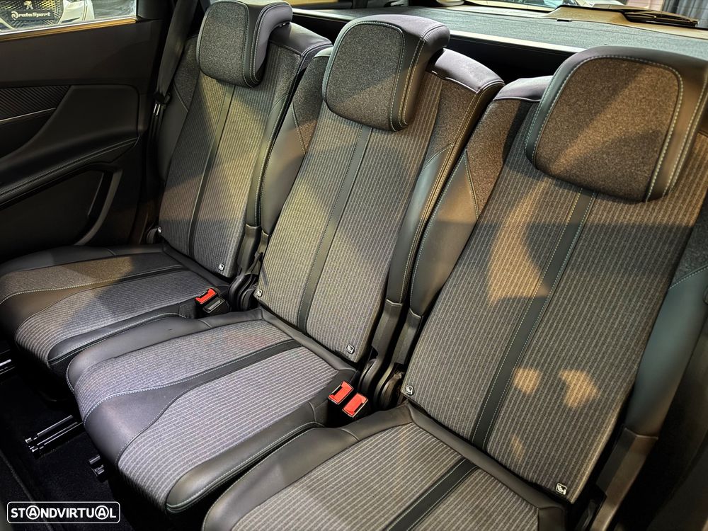 Peugeot 5008 BlueHDI 130 EAT8 Allure Pack - 31