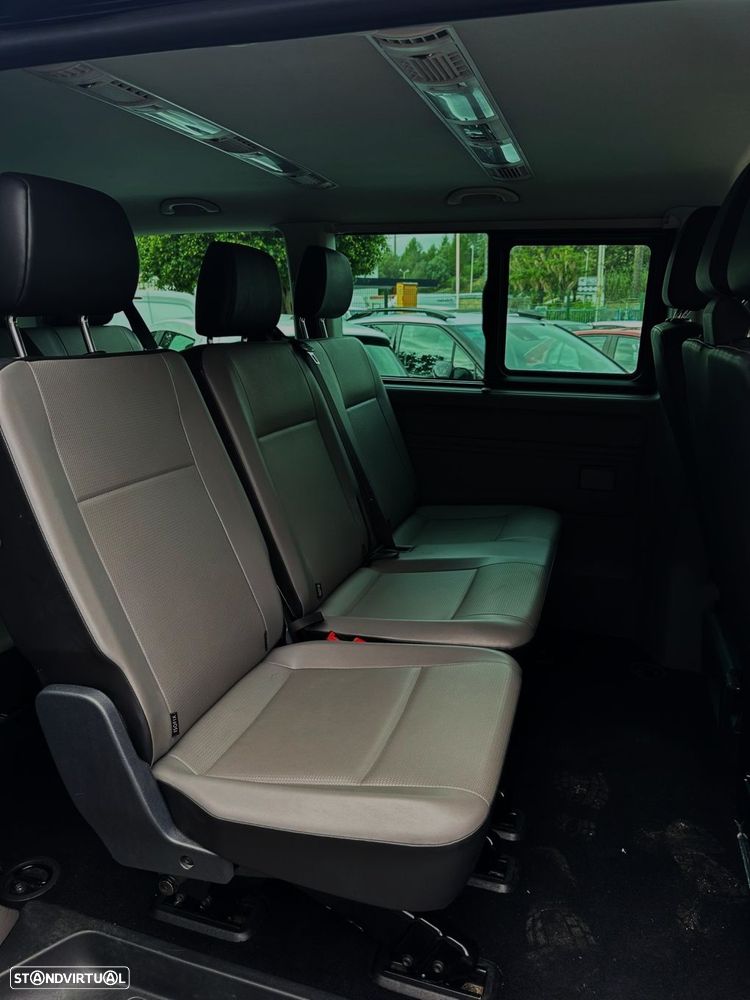 VW Caravelle 2.0 TDI Comfortline - 13