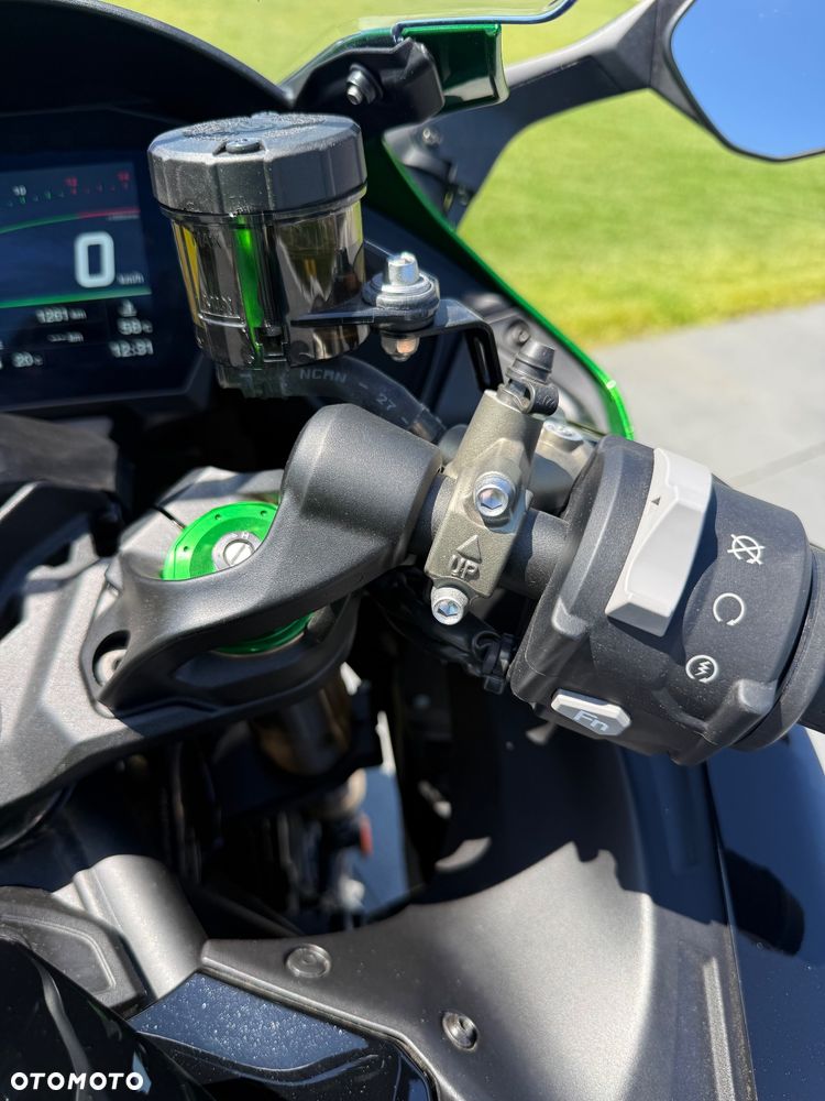 Kawasaki Ninja H2 SX - 29