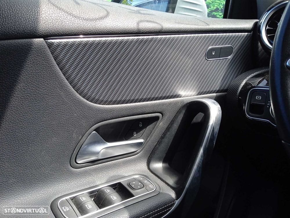 Mercedes-Benz A 200 Standard - 11