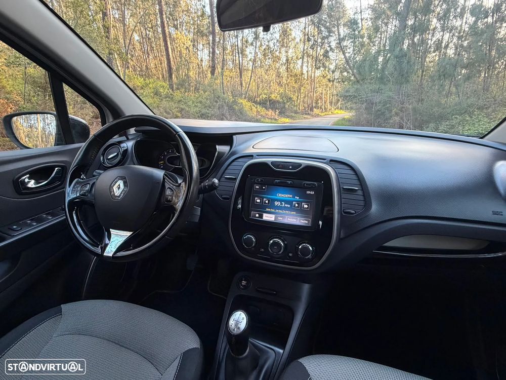 Renault Captur 1.5 dCi - 9
