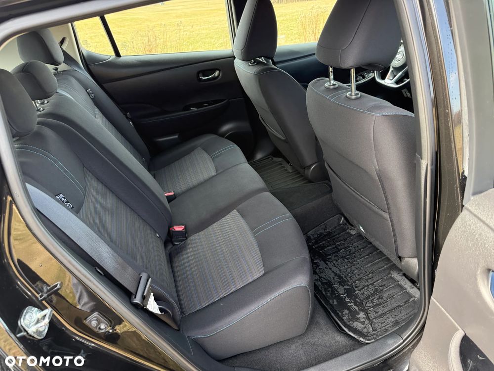 Nissan Leaf 40kWh N-Connecta - 9