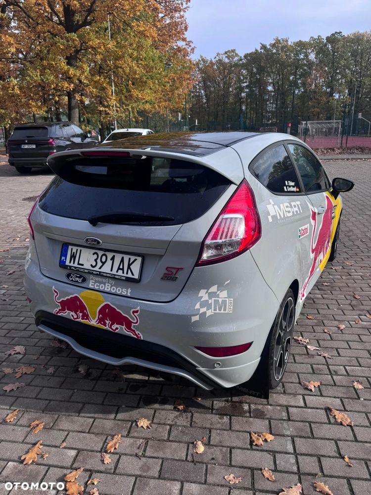 Ford Fiesta 2016 photo 4