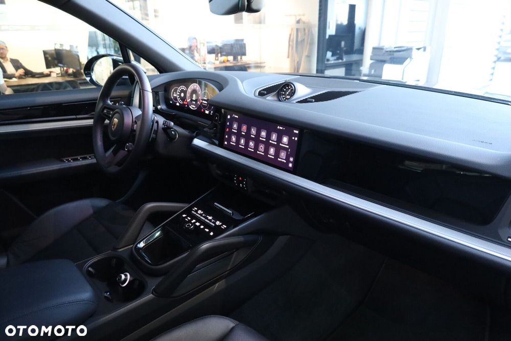 Porsche Cayenne - 10