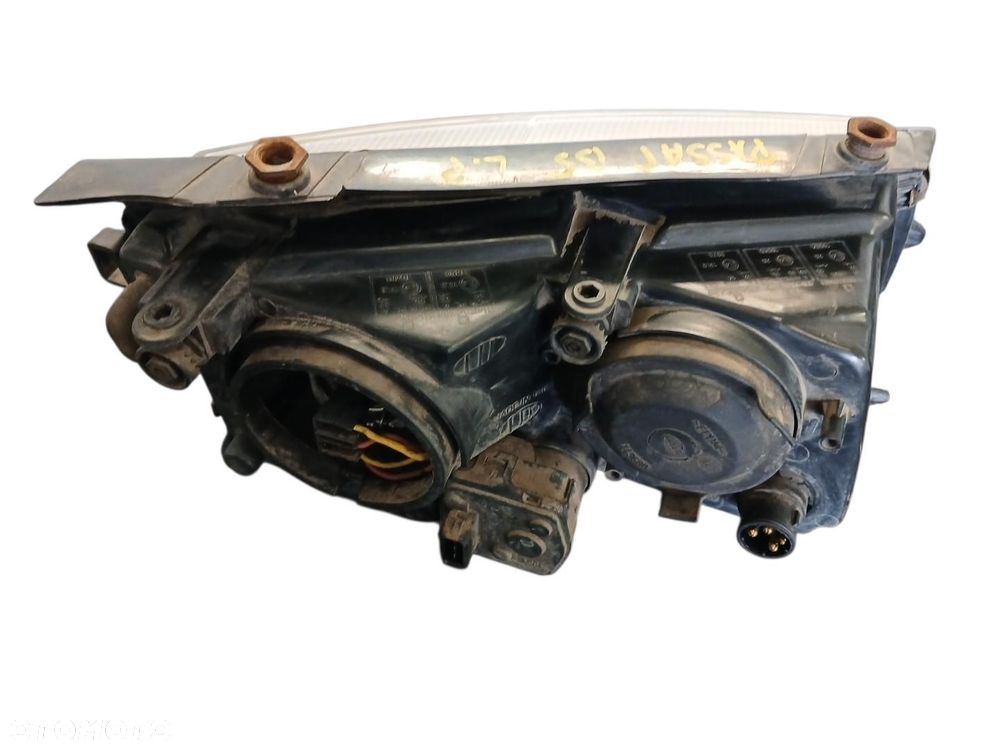 LAMPA LEWA PRZEDNIA PRZÓD VW PASSAT B5 LAMPA LEWY PRZÓD 07051239 PASSAT B5 - 4