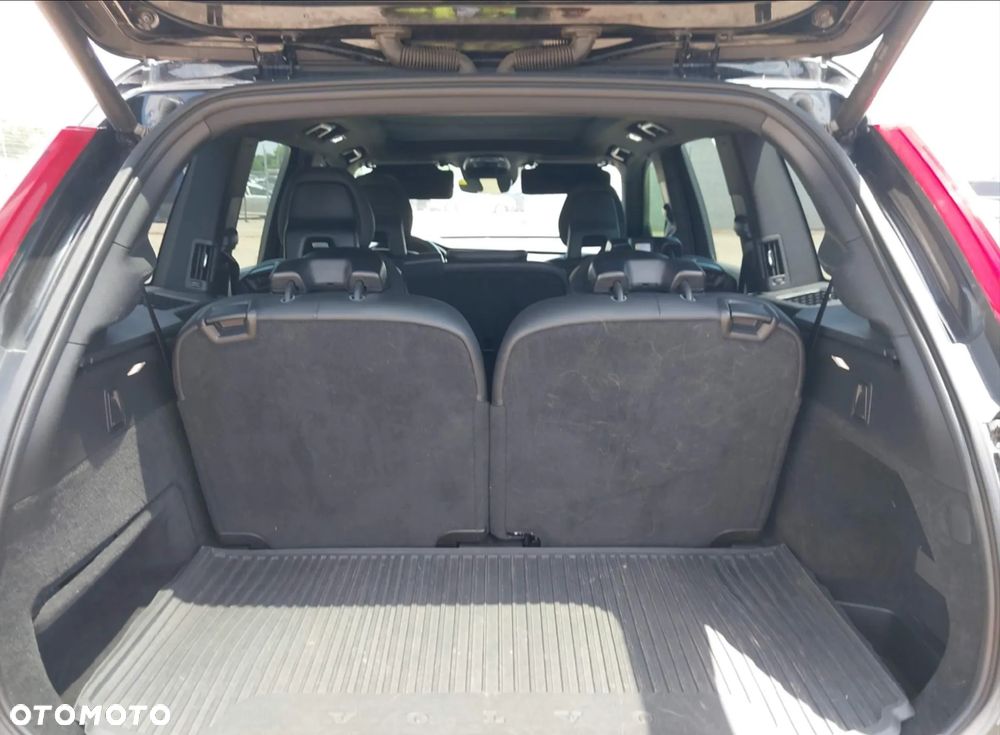 Volvo XC 90 T6 AWD Geartronic Momentum - 12