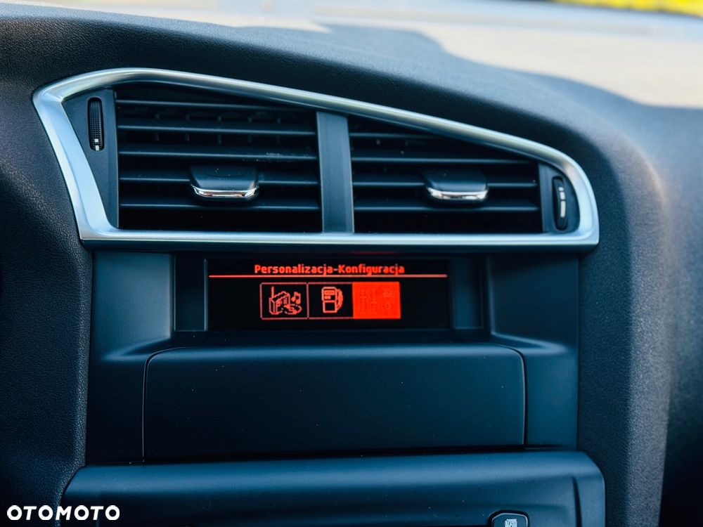 Citroën C4 VTi 120 Selection - 16