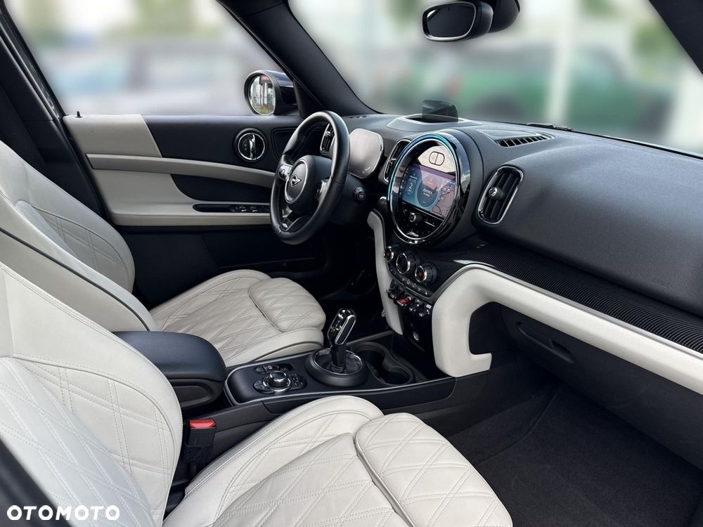 MINI John Cooper Works ALL4 sport - 20