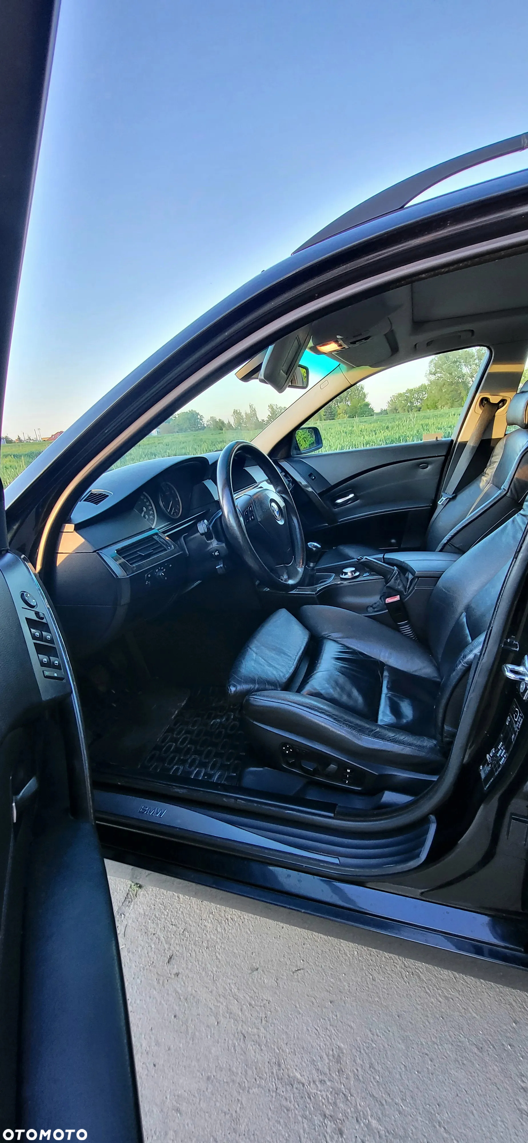 BMW Seria 5 525i Touring - 7