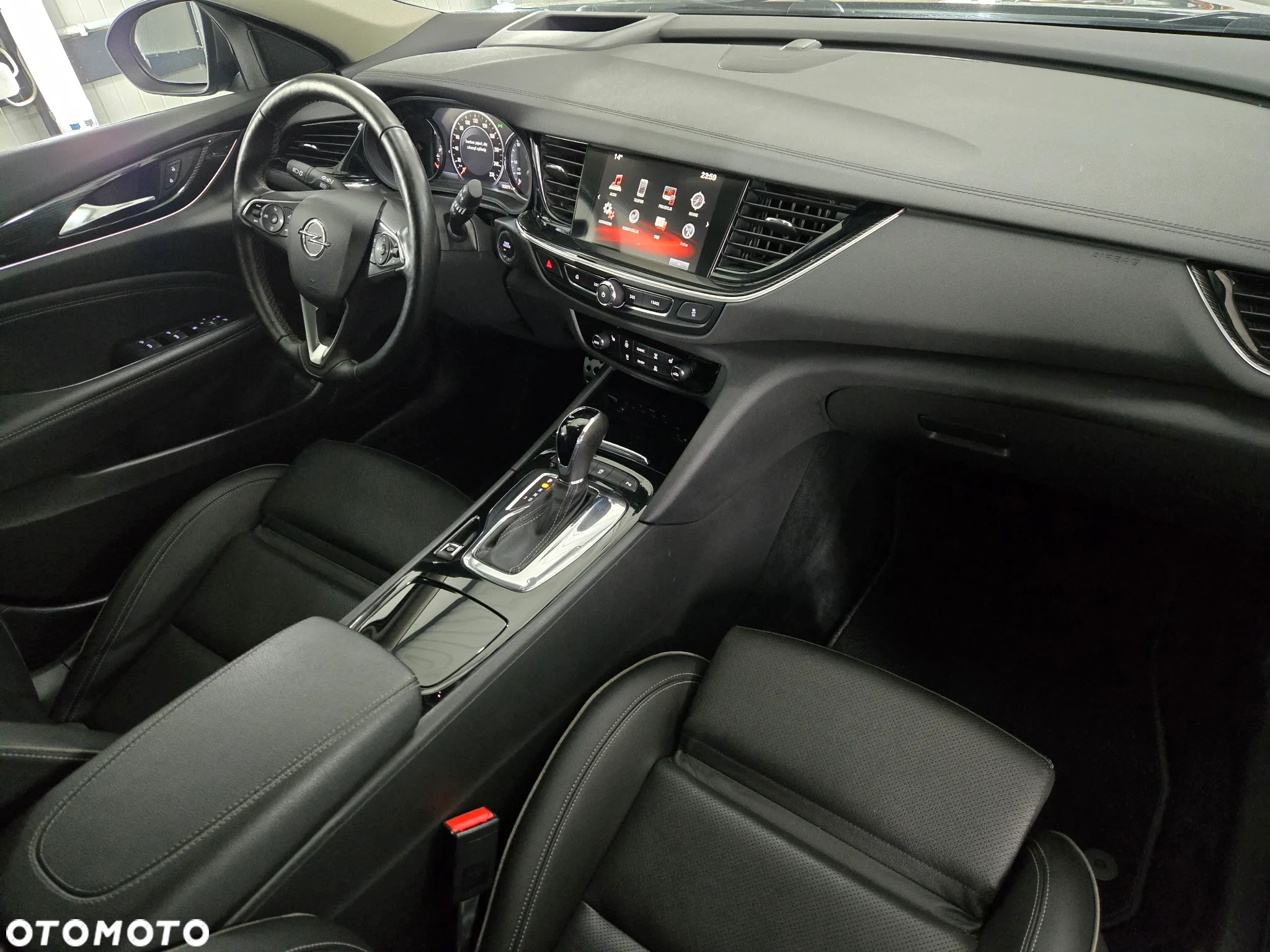 Opel Insignia 2.0 CDTI 4x4 Ultimate S&S - 27