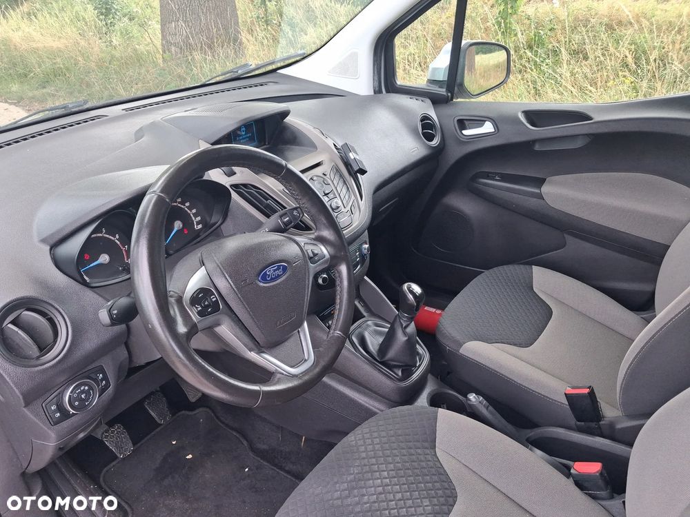 Ford Tourneo Courier 1.0 EcoBoost Ambiente - 16