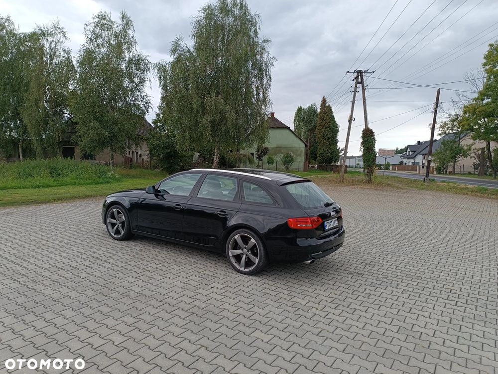 Audi A4 Avant - 4