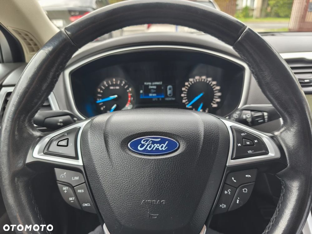 Ford Mondeo - 17