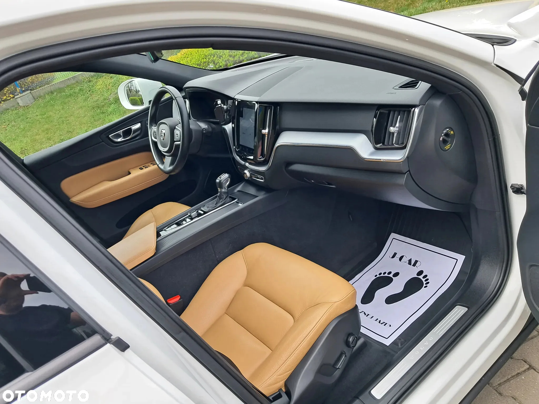Volvo XC 60 D4 Geartronic Momentum Pro - 23