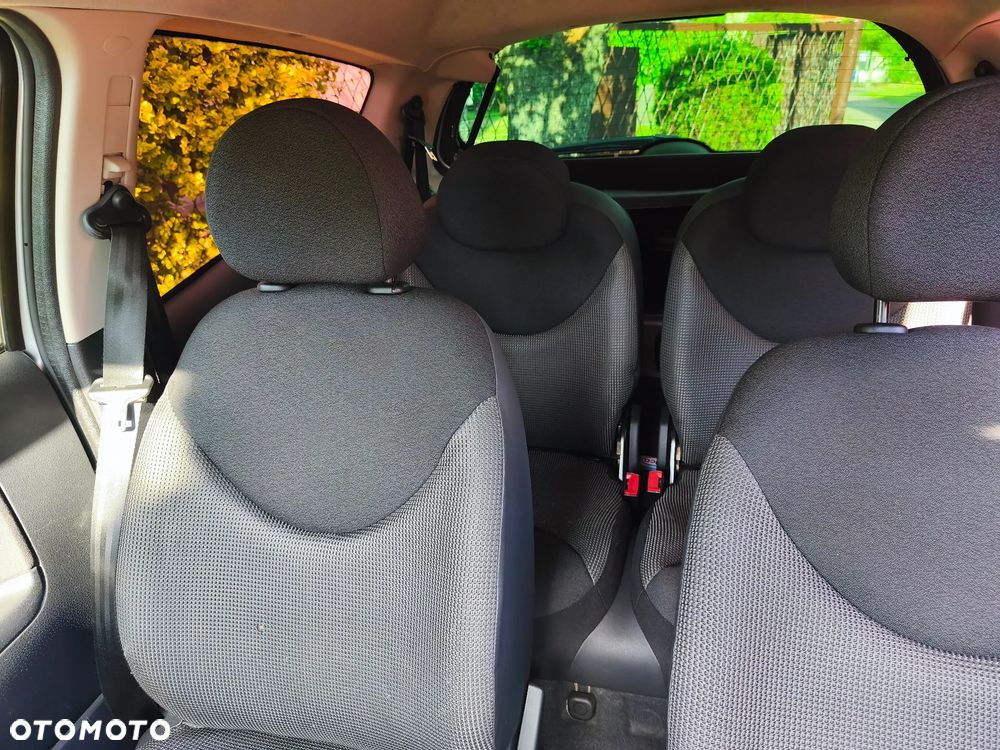 Citroën C2 1.4 HDi Style - 9