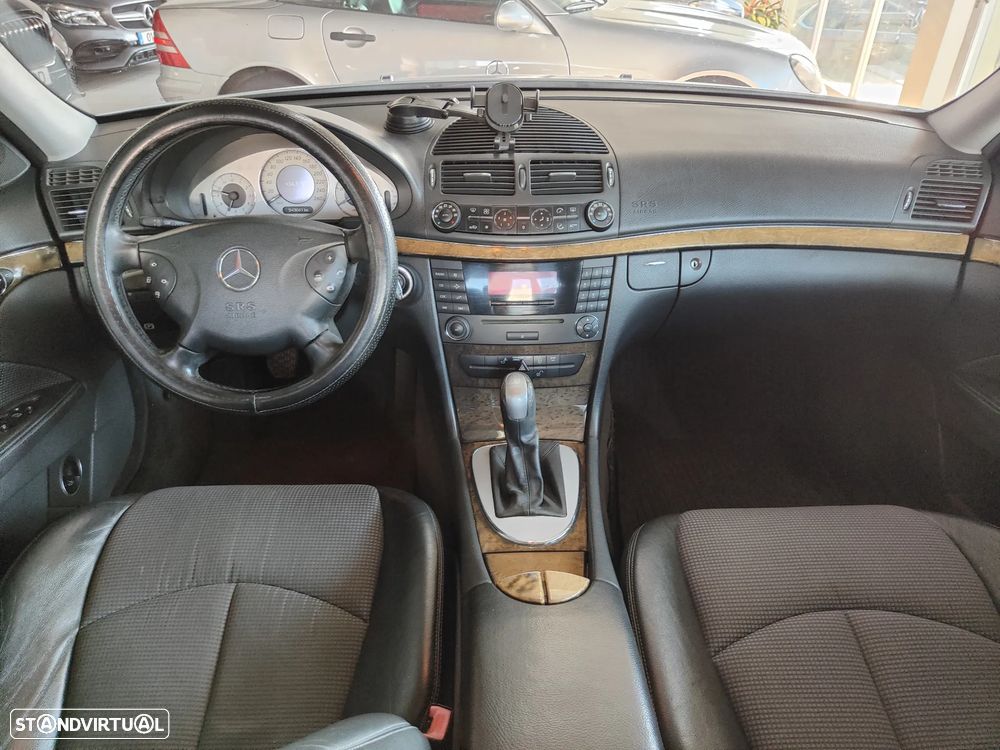 Mercedes-Benz E 220 CDi Avantgarde - 23
