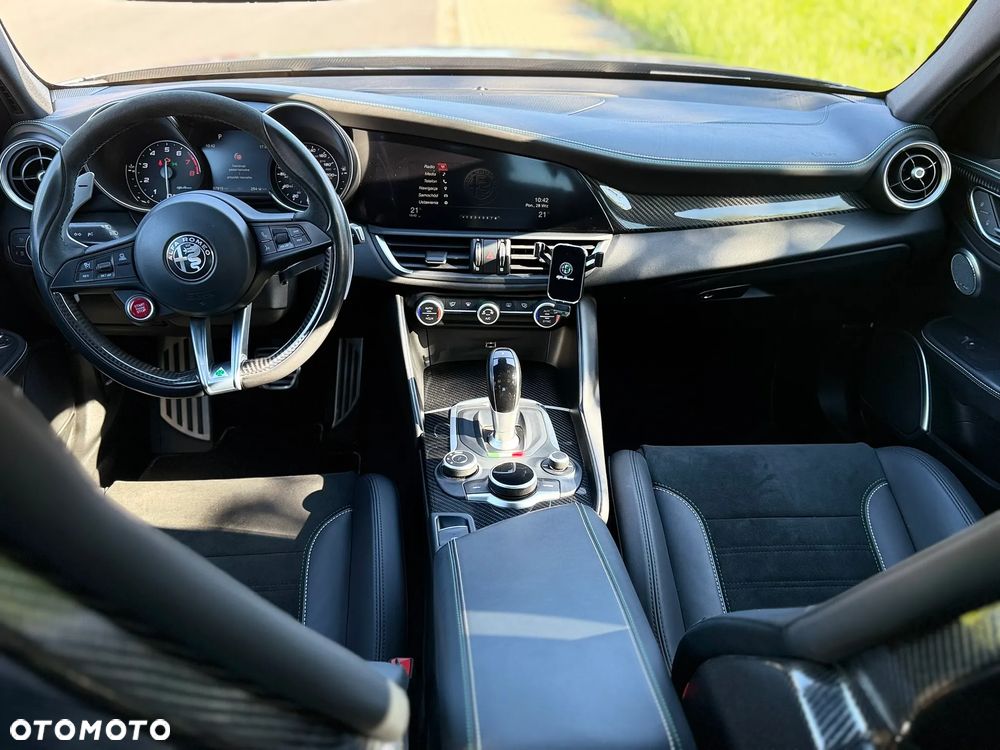 Alfa Romeo Giulia 2.9 Bi Turbo V6 Quadrifoglio - 27