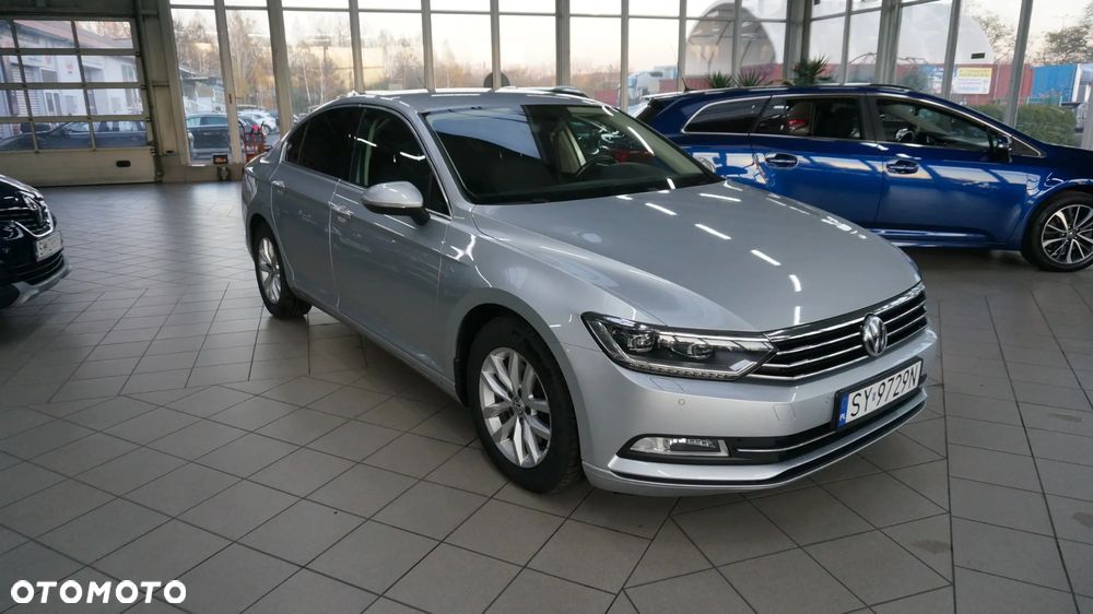 Volkswagen Passat 2.0 TDI BMT Comfortline - 11