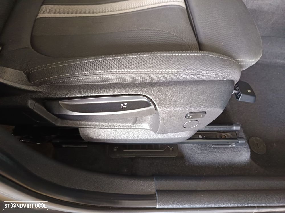 BMW 216 Gran Tourer d 7L Line Sport - 39